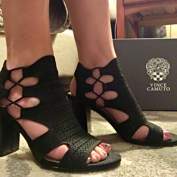 Vince Camuto Shoes - EUC Vince Camuto perforated leather gladiators.